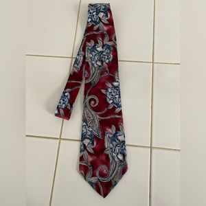Pierre Cardin all silk tie